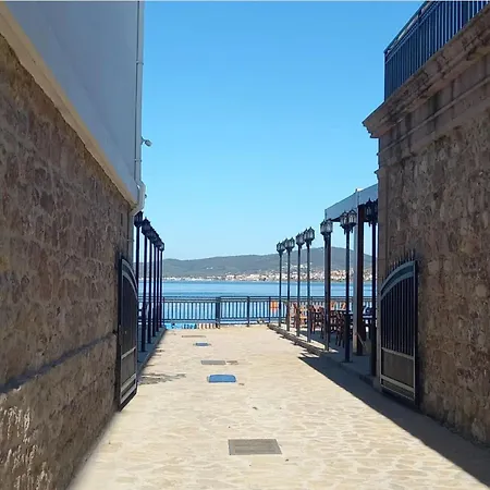 Cihan Айвалик