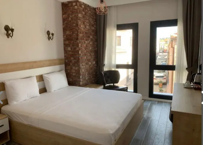 Готель Cihan Айвалик